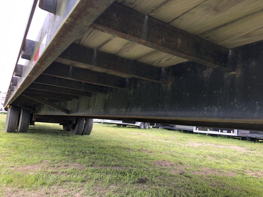2002 Kaufman Trailers 101X40 Gooseneck Equipment Trailer w/Toolbox - Image 8