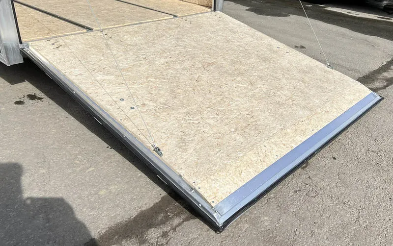 2023 High Country 7.5×14 Aluminum 2/3-Place Drive In/Out w/Tapered Ramp Doors - Image 9